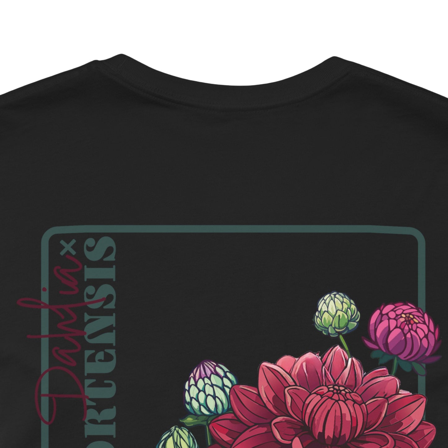 Floral Graphic Tee - Vintage Dahlia Design for Nature Lovers